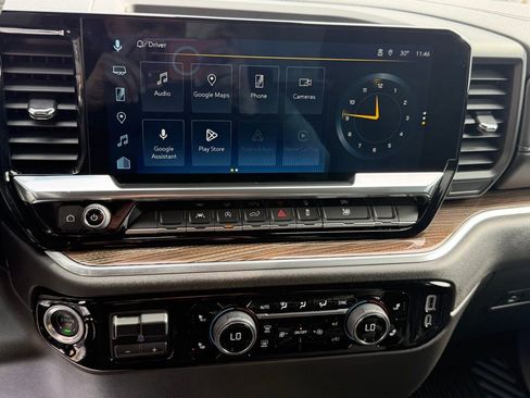 Used 2025 Chevrolet Silverado 1500 LT image 15