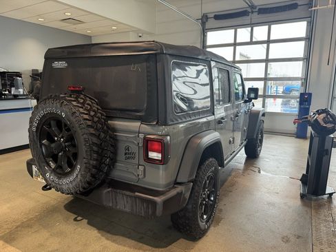Used 2021 Jeep Wrangler Unlimited Sport image 3