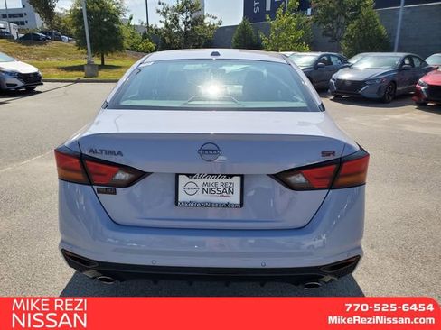 New 2025 Nissan Altima 2.5 SR image 4