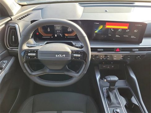 New 2026 Kia Sorento LX image 18