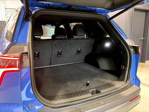 Used 2025 Chevrolet Equinox ACTIV w/ Safety and Technology Package AWD/4WD image 24