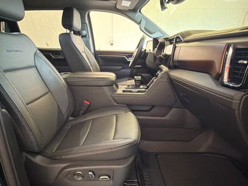 Used 2026 GMC Sierra 1500 Denali AWD/4WD image 25