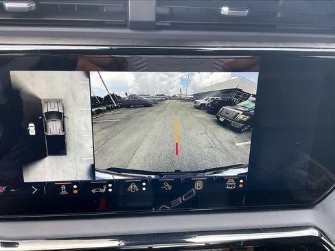Used 2025 GMC Sierra 2500 AT4X AWD/4WD image 26