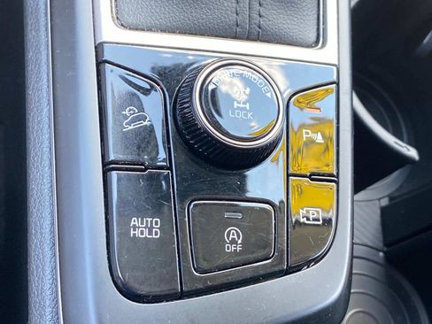 Used 2023 Kia Sportage LX image 28