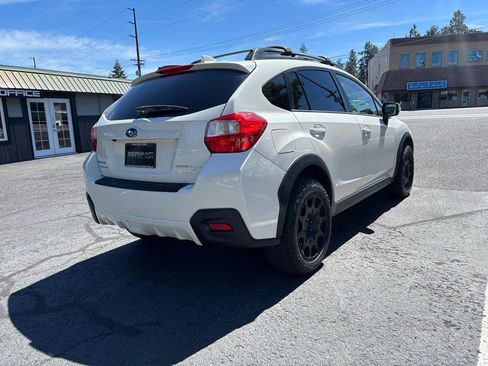 Used 2017 Subaru Crosstrek 2.0i Limited AWD/4WD image 5