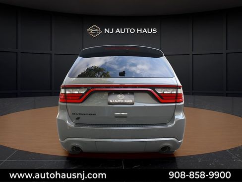 Used 2022 Dodge Durango SXT w/ Blacktop Package AWD/4WD image 9