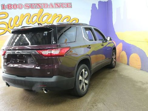 Used 2019 Chevrolet Traverse LT w/ LT Premium Package image 8