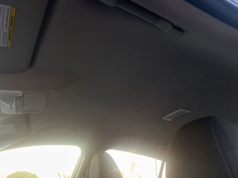 Used 2024 Nissan Sentra SV image 10