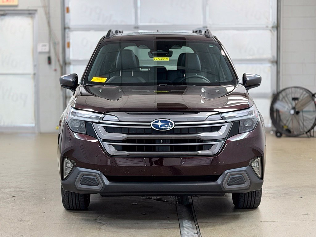 Used 2026 Subaru Forester Premium AWD/4WD image 2
