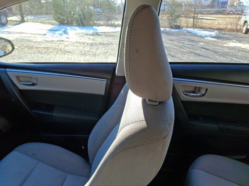 Used 2016 Toyota Corolla L image 17