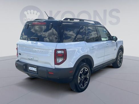 Certified 2025 Ford Bronco Sport Outer Banks w/ Outer Banks Tech Package+ AWD/4WD image 16