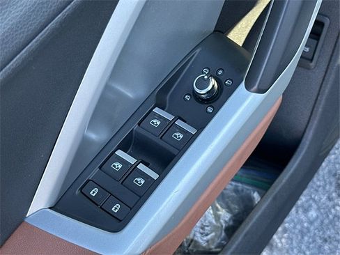 Used 2021 Audi Q3 2.0T Premium Plus w/ Premium Plus Package image 25