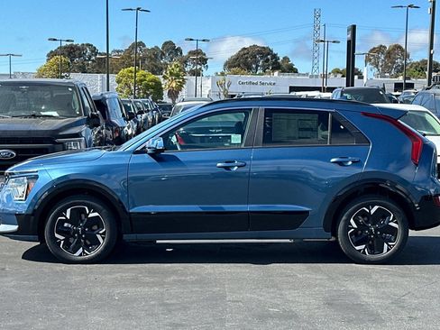 New 2026 Kia Niro Wave FWD image 7