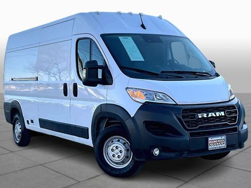 Used 2023 RAM ProMaster 2500 w/ Convenience Group image 3