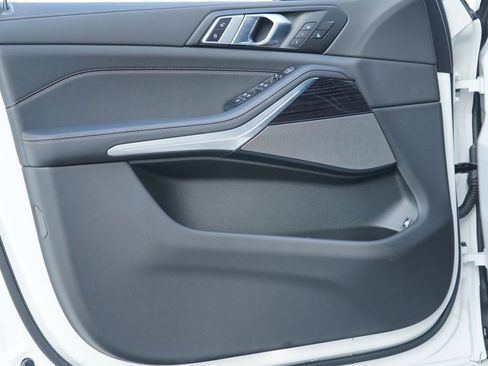 New 2026 BMW X5 M60i AWD/4WD image 9