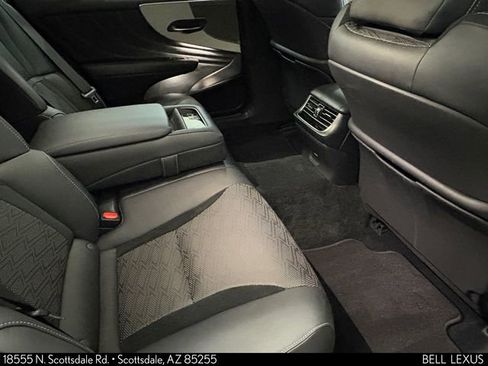 Used 2023 Lexus LS 500 F Sport AWD/4WD image 22