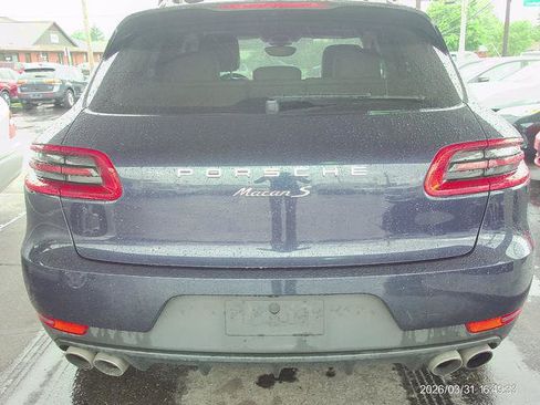 Used 2017 Porsche Macan S w/ Premium Package Plus AWD/4WD image 4