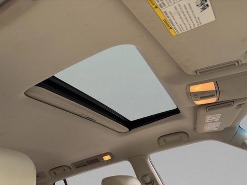 Used 2016 INFINITI QX80 4WD w/ Deluxe Technology Package image 34