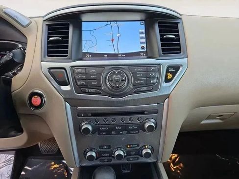 Used 2019 Nissan Pathfinder SL w/ SL Premium Package image 11