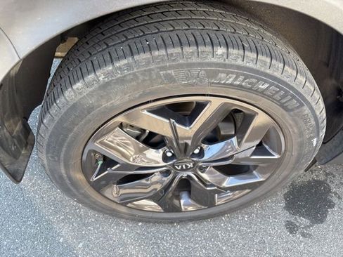 Used 2020 Kia Sportage S FWD image 16