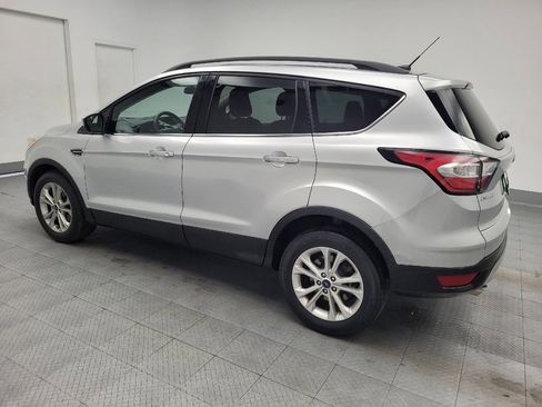 Used 2018 Ford Escape SE image 3