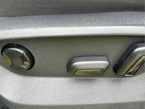 Used 2019 Volkswagen Atlas SE w/ Towing Package FWD image 26