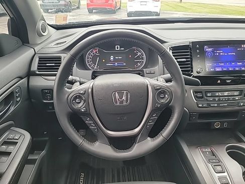 Used 2023 Honda Ridgeline RTL image 6