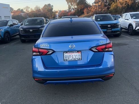 Used 2020 Nissan Versa SV image 5