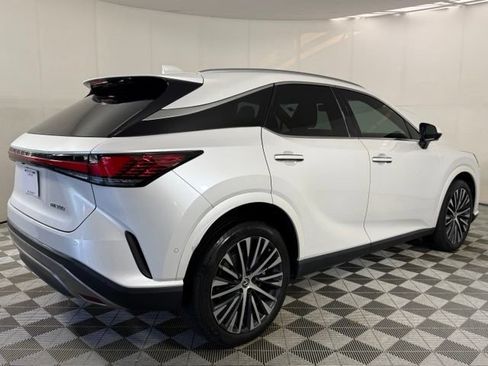 Used 2023 Lexus RX 350 Premium Plus w/ Cold Area Package FWD image 4