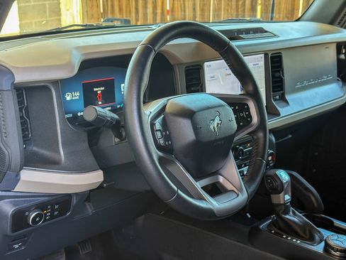 Used 2025 Ford Bronco Big Bend w/ Black Diamond Package AWD/4WD image 20