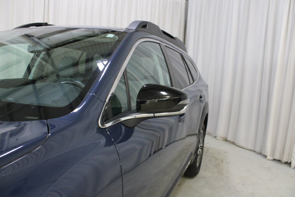 Used 2024 Subaru Outback Premium AWD/4WD image 35