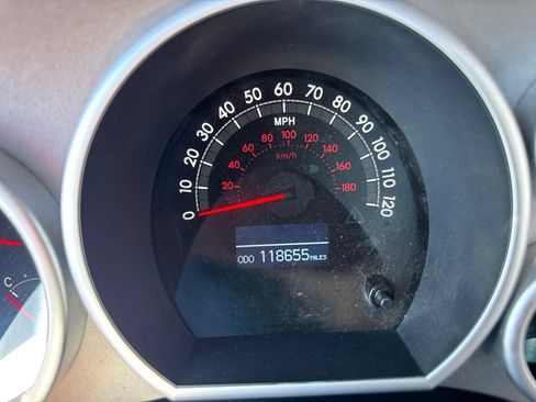 Used 2011 Toyota Tundra Limited w/ Platinum Pkg RWD image 11