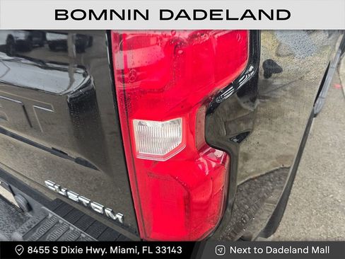 Used 2019 Chevrolet Silverado 1500 Custom w/ Custom Value Package image 5