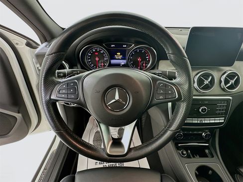 Used 2020 Mercedes-Benz GLA 250 GLA 250 image 12