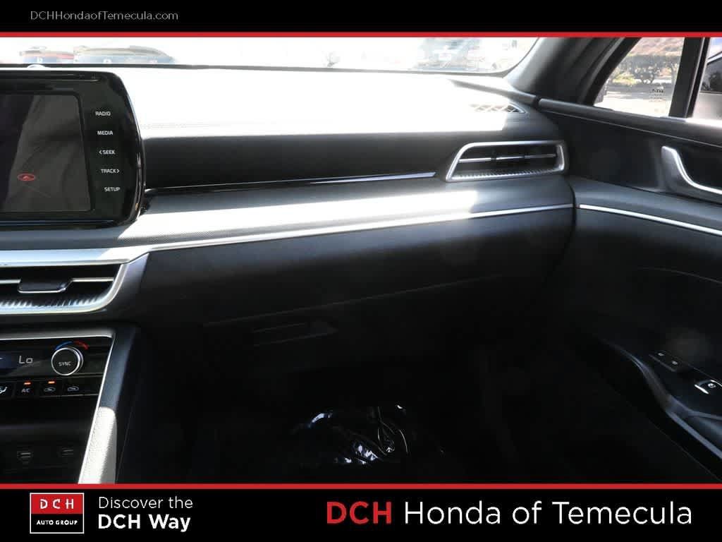 Used 2022 Kia K5 GT-Line AWD/4WD image 14