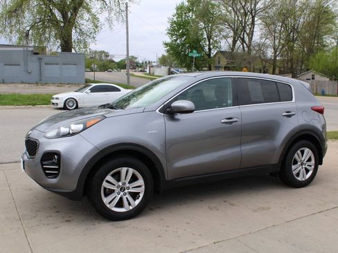 Used 2018 Kia Sportage LX AWD/4WD image 4