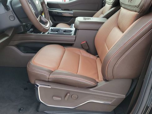 New 2026 Ford F350 King Ranch w/ FX4 Off-Road Package image 9