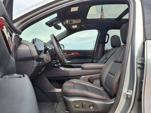 New 2026 Chevrolet Traverse RS AWD/4WD image 24