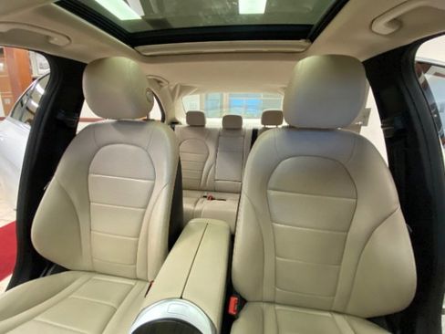 Used 2018 Mercedes-Benz C 350e Sedan w/ Premium Package image 23