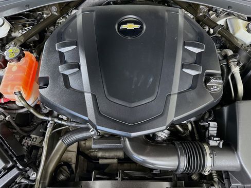 Used 2016 Chevrolet Camaro LT image 35
