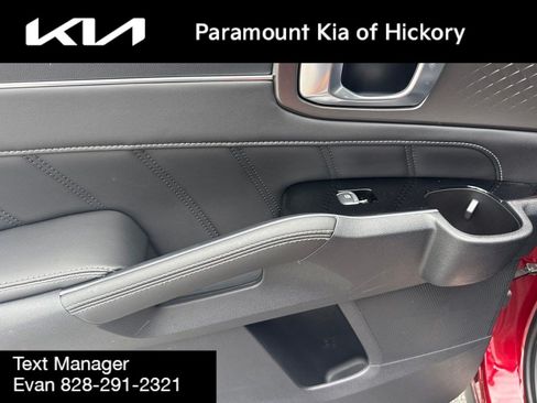Used 2023 Kia Sorento SX FWD image 16