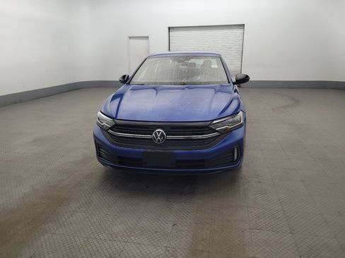 Used 2023 Volkswagen Jetta Sport image 15