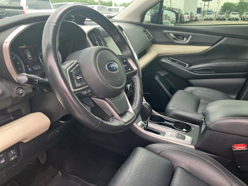 Used 2019 Subaru Ascent Limited w/ Popular Package #2 AWD/4WD image 9