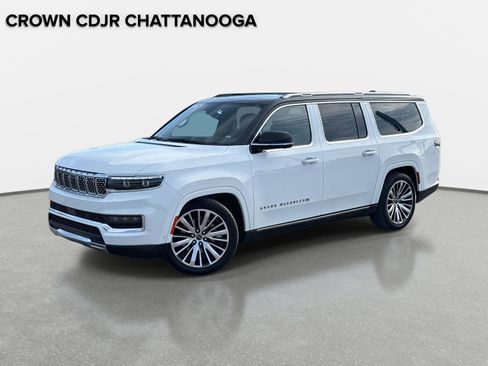 Used 2024 Jeep Grand Wagoneer L Series III image 1