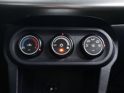 Used 2015 Mitsubishi Lancer ES image 17