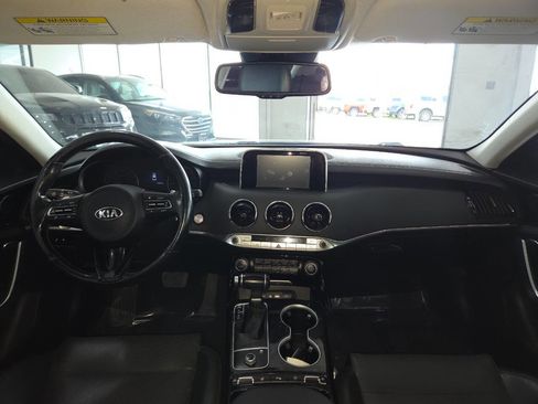 Used 2019 Kia Stinger AWD/4WD image 23