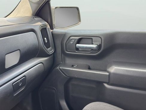 Used 2021 Chevrolet Silverado 1500 Custom Trail Boss w/ Safety Confidence Package AWD/4WD image 13