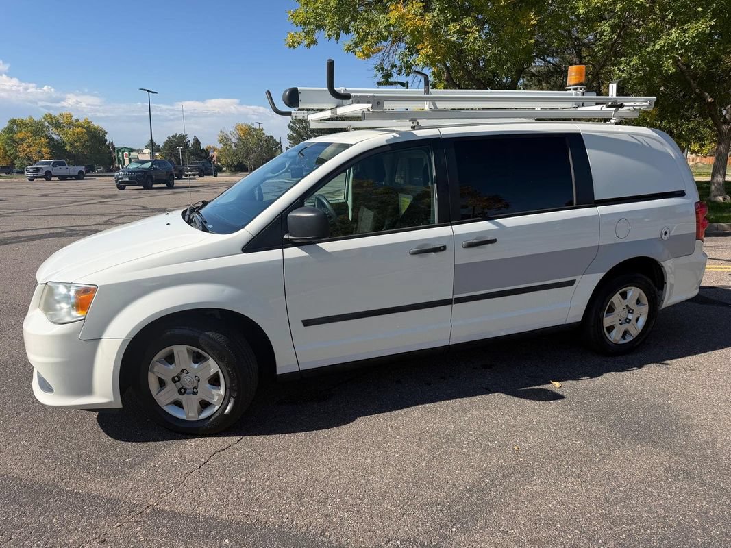 Used 2013 RAM C/V Tradesman FWD image 3