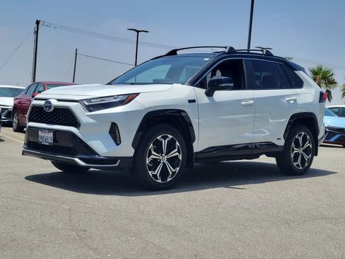 Used 2024 Toyota RAV4 XSE w/ Weather Package AWD/4WD image 2