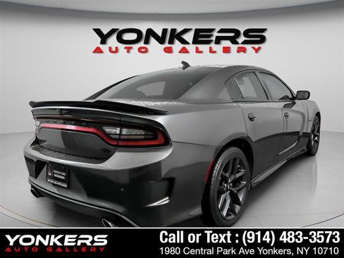 Used 2021 Dodge Charger R/T w/ Blacktop Package RWD image 3